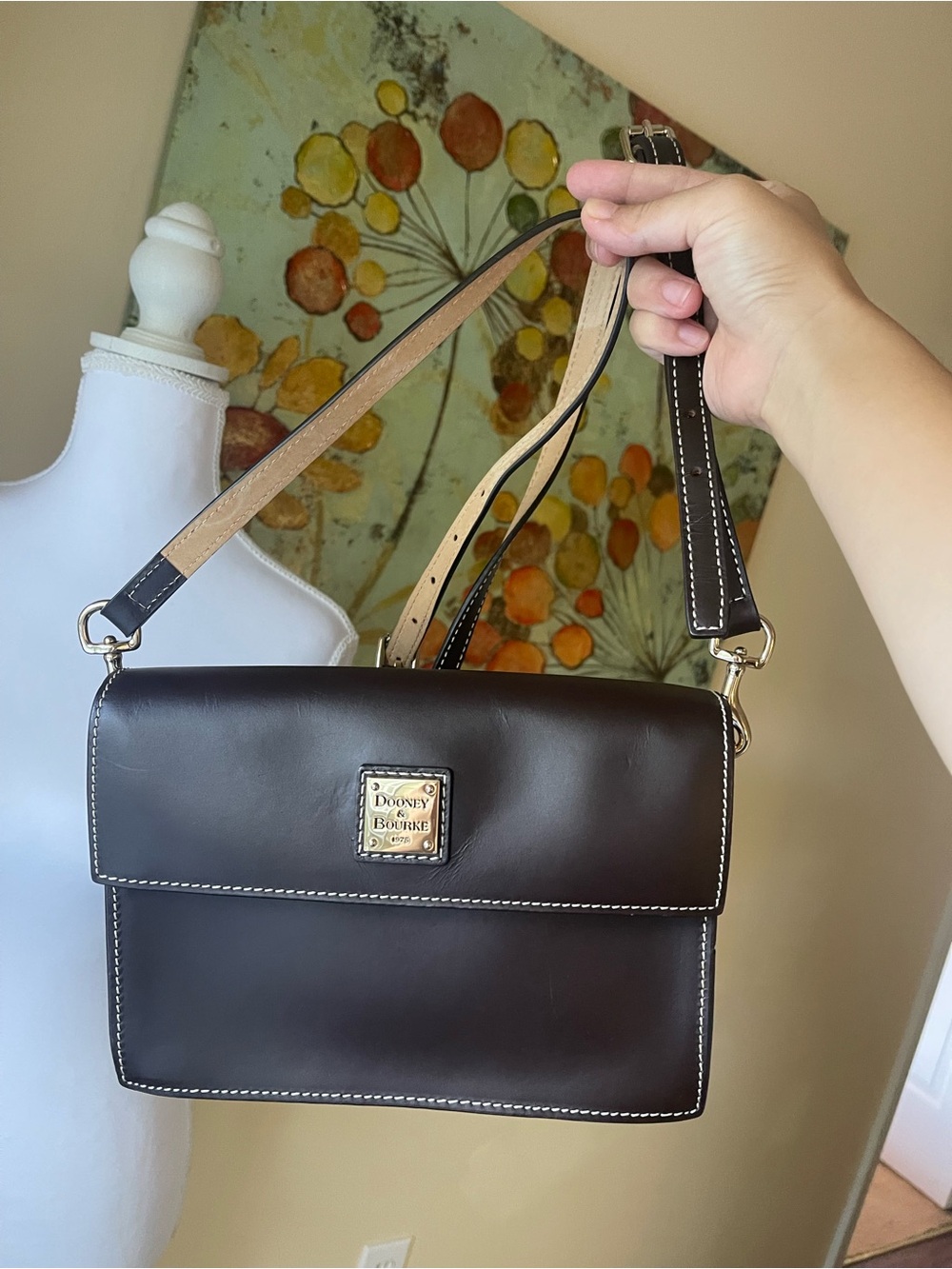 Dooney & Bourke Chocolate Brown Leather Shoulder Bag with Contrast Stitching